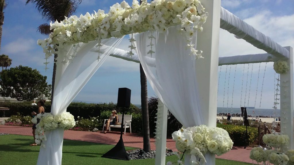 wedding arch, wedding flowers, san diego wedding planner