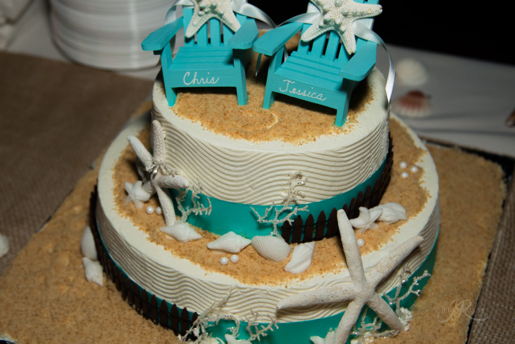 beach themed wedding cake 